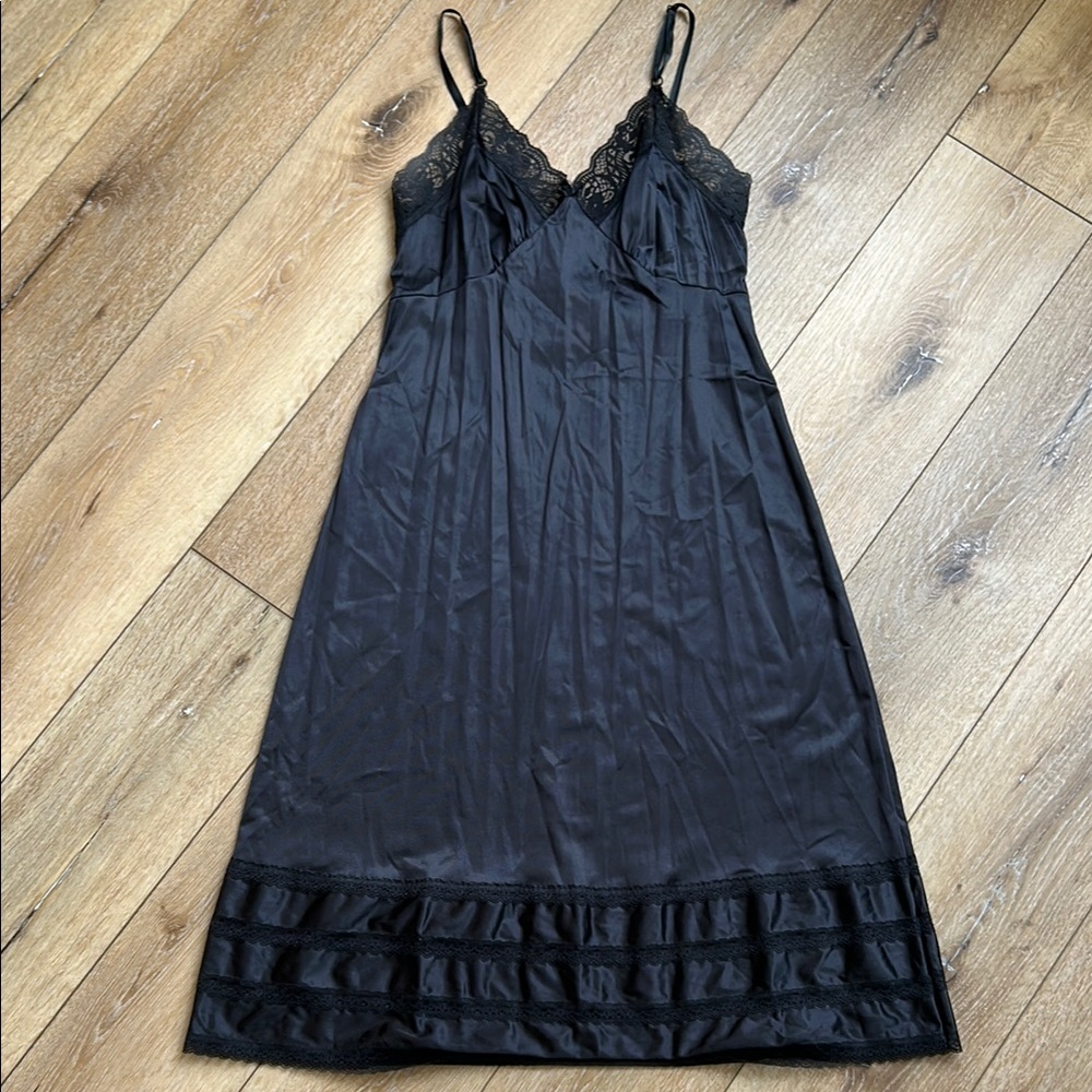 Adonna Black Nylon Lace Trim Sz 36 Small Long Pullover Slip Dress Nightgown VTG - Picture 1 of 8